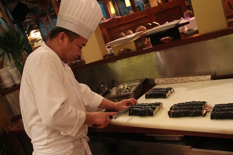 Sushi Night at Wok Wok 
